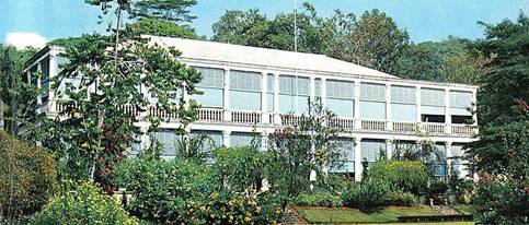 File:State House Victoria Seychelles.jpg